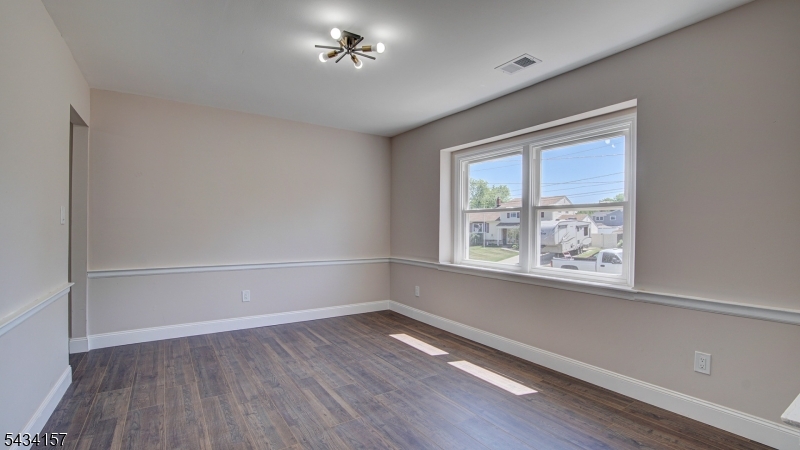 14 Surrey Rd