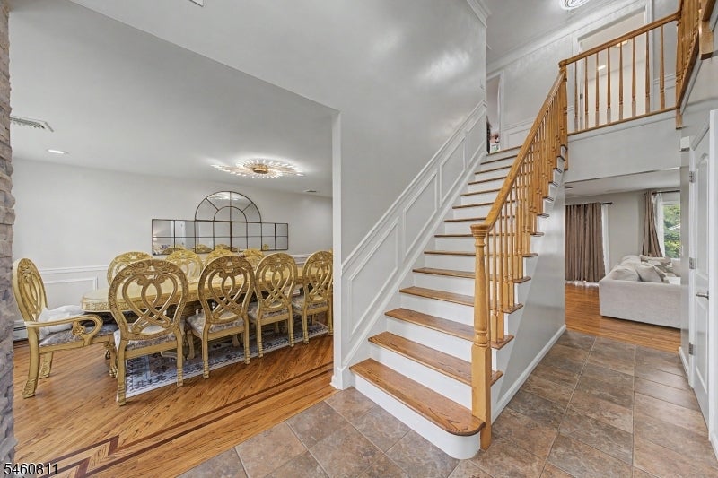 631 Oak Ave