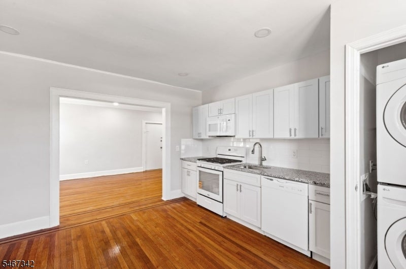 55 Grove St 110