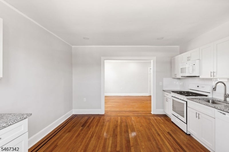 55 Grove St 110