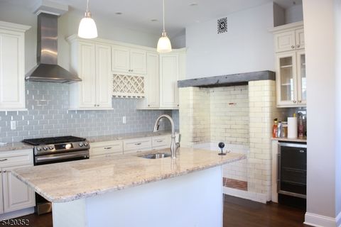 100 Elm St 1 Montclair Twp. NJ 07042