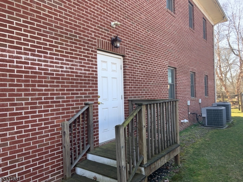 24 Stelton Rd