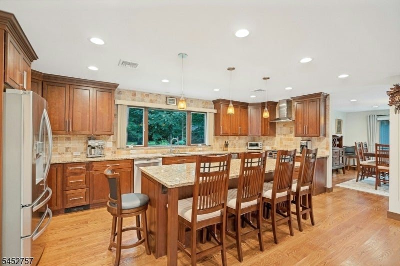 25 Bryers Ln