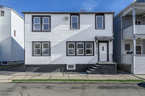 420 Morrissee Ave Haledon Boro NJ 07508