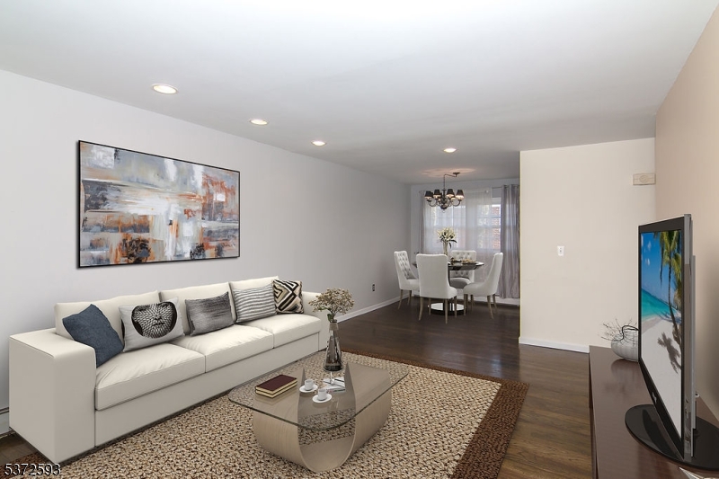 39 Harrison Ave 17