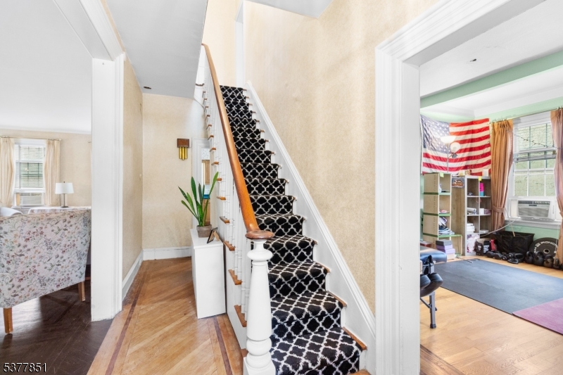205 Myrtle Ave