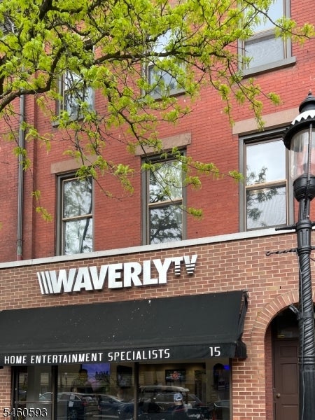 15 WAVERLY PLACE 3