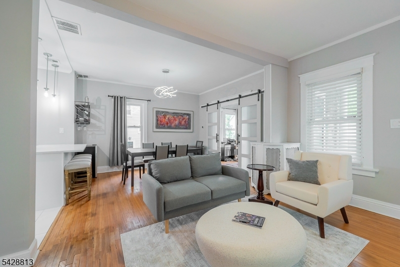 56 Woodside Rd