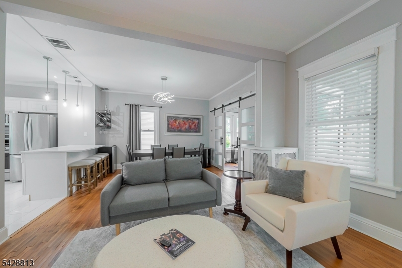 56 Woodside Rd