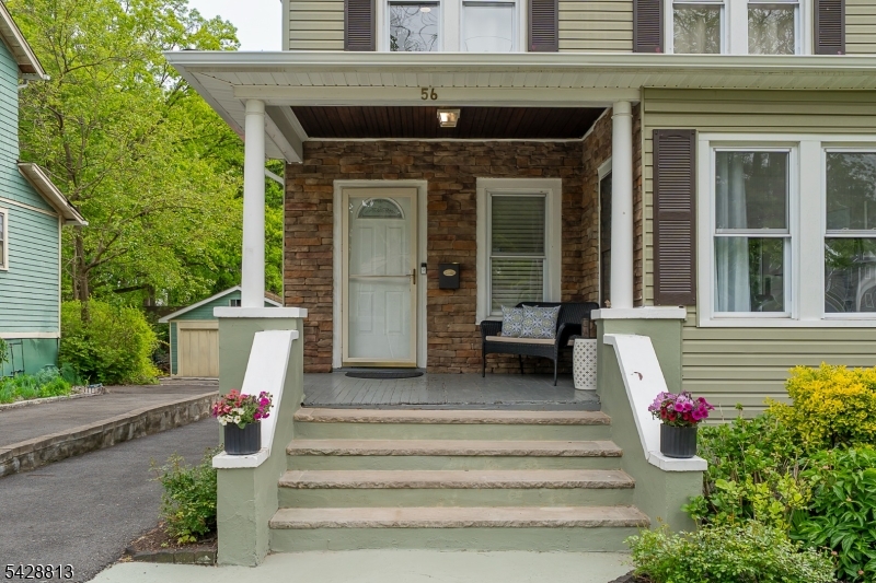56 Woodside Rd