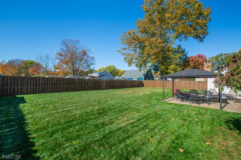 43 Knollwood Rd