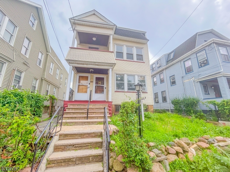 180 Hobson St