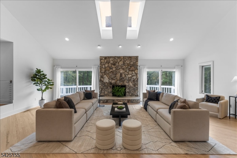 101 Rippling Brook Way