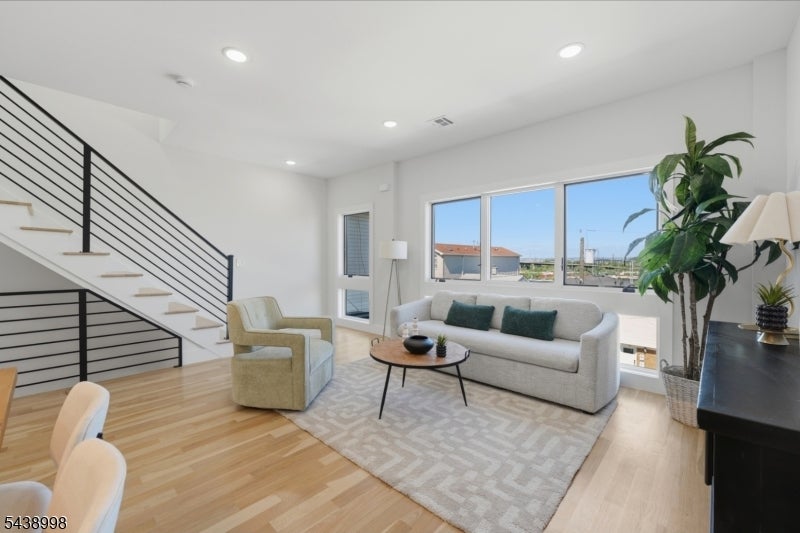 98 Western Ave 2