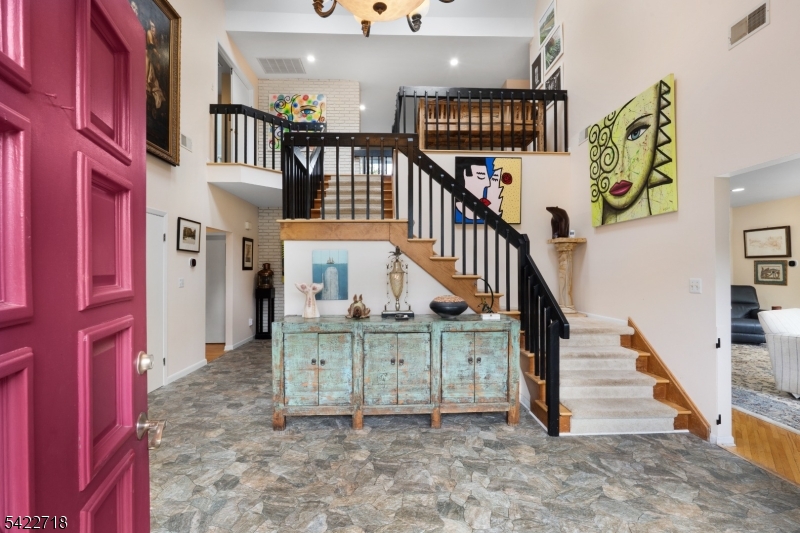 4 Chadwick Ct