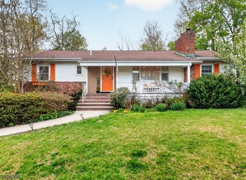 7 Squire Ln Wayne Twp. NJ 07470