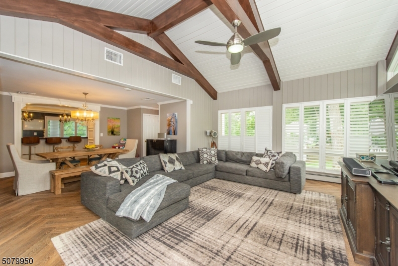 45 Junard Dr