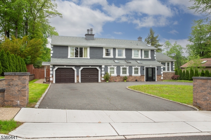 60 Queens Road