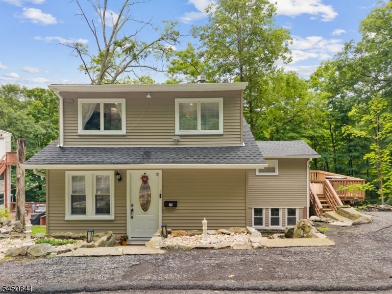 6 Hoover Rd