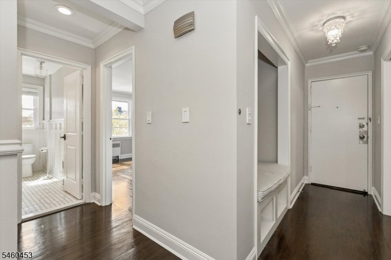 24 Hutton Ave 6
