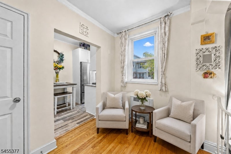 100 Prospect Ave 1F