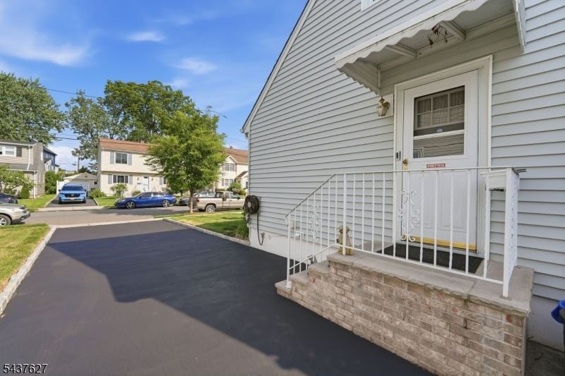 23 Madison St