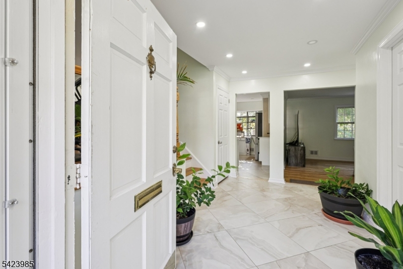 2004 Winding Brook Way
