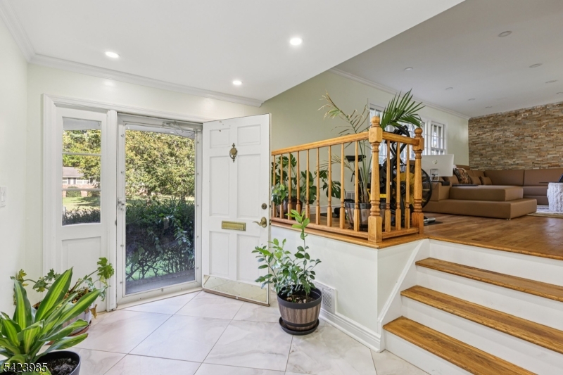 2004 Winding Brook Way