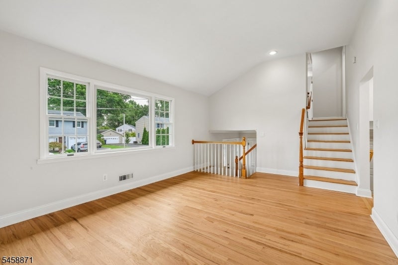 11 Suburban Rd