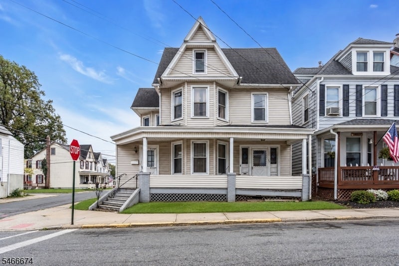 56 Summit Ave