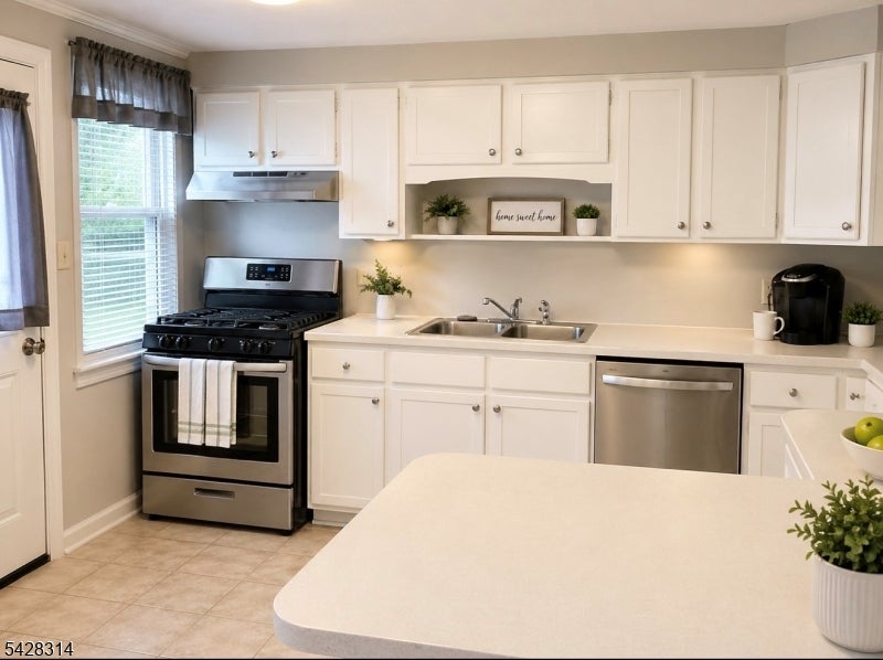 19 Limekiln Rd