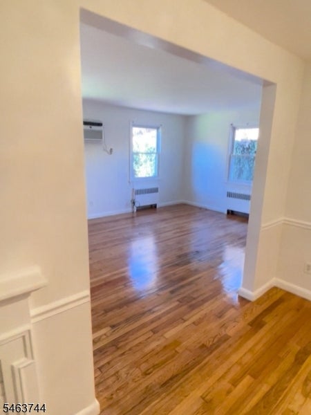 24 Hutton Ave 63