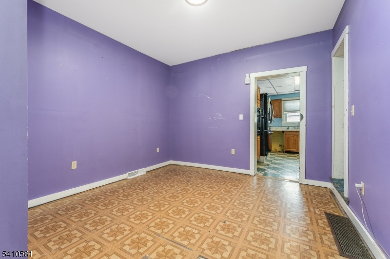 12 Brainard St