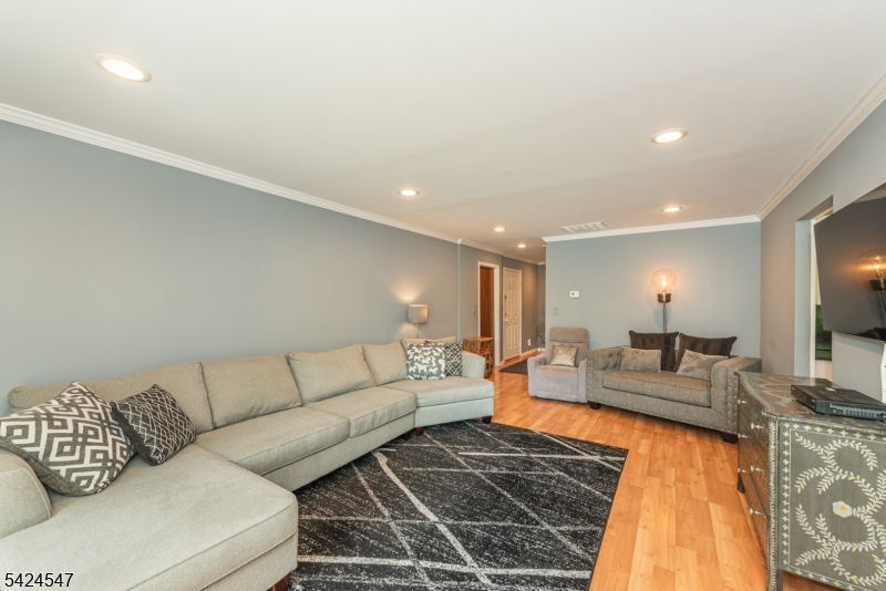 4 Katie Ct