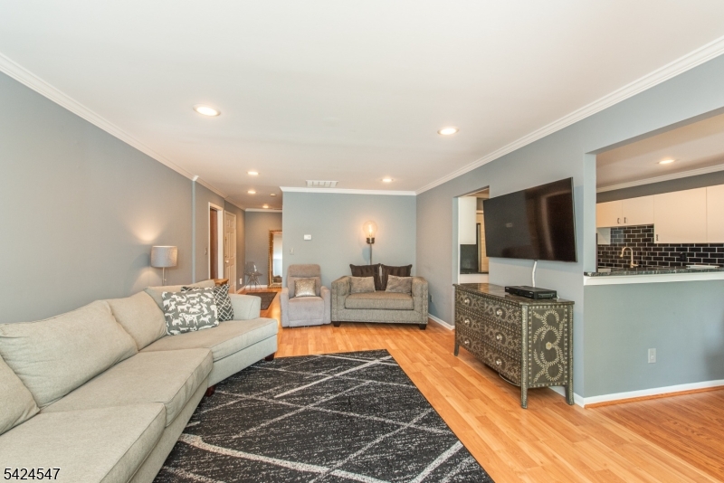 4 Katie Ct