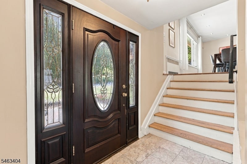 223 Fairview Ave