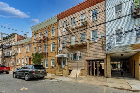 314 E Kinney St Newark City NJ 07105