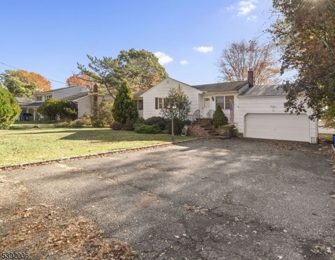 4 Carl Dr Fairfield Twp. NJ 07004