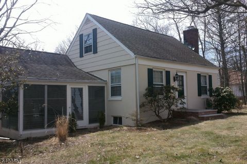 404 Lyons Rd Bernards Twp. NJ 07920