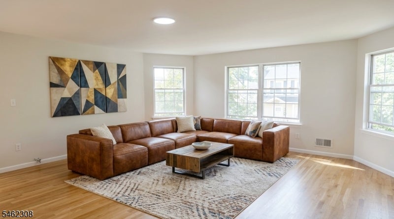 54 Melrose Ave 1