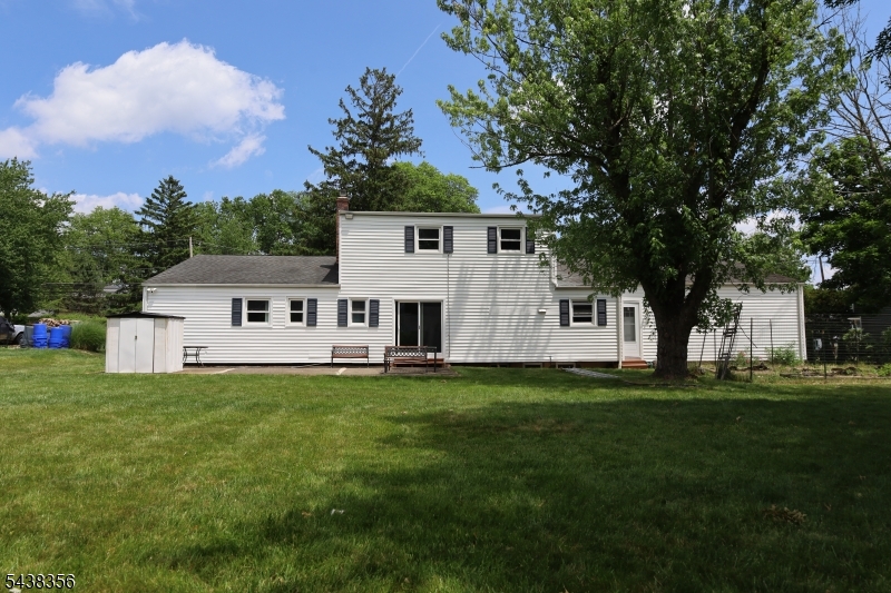 70 Knoll Rd