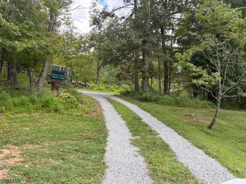 2 Old Chester Gladstone Chester Twp. NJ 07931