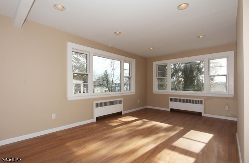 439 Millburn Ave