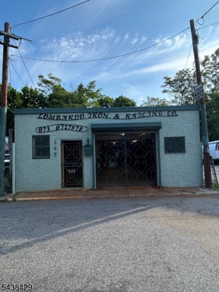 345 Columbia St