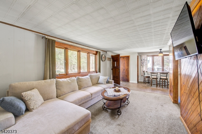 181 E Pleasant Grove Rd