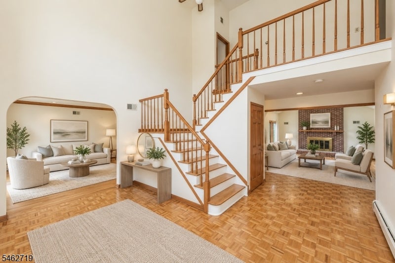 34 Silver Spring Ct