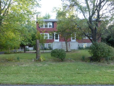 Photo of 11 Woodland Ave #2, Hanover, NJ 07981 (MLS # 3991269)
