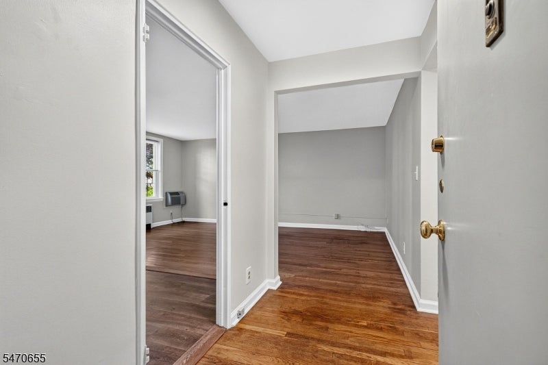 101 Gates Ave E4