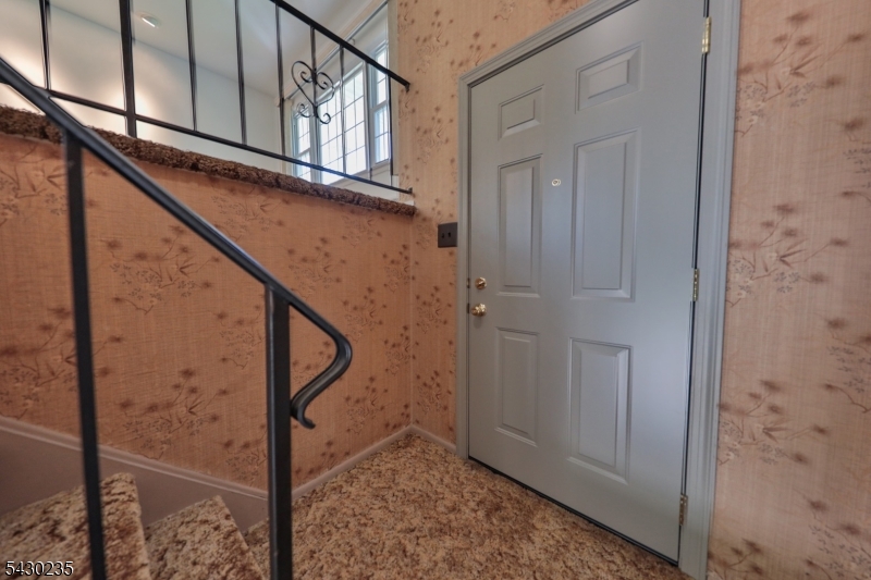 28 Scott Dr
