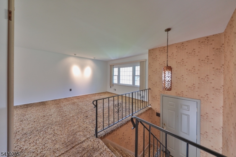 28 Scott Dr
